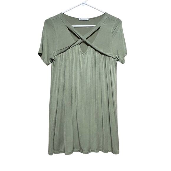 Veveret Tops - Veveret Small Sage Green Criss Cross Neck Swing Tunic Top Short Sleeve Boho